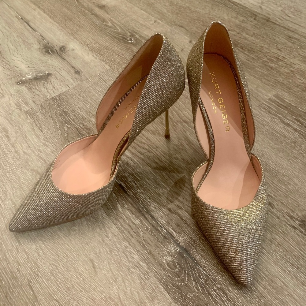 New Kurt Geiger Bond 90 pumps